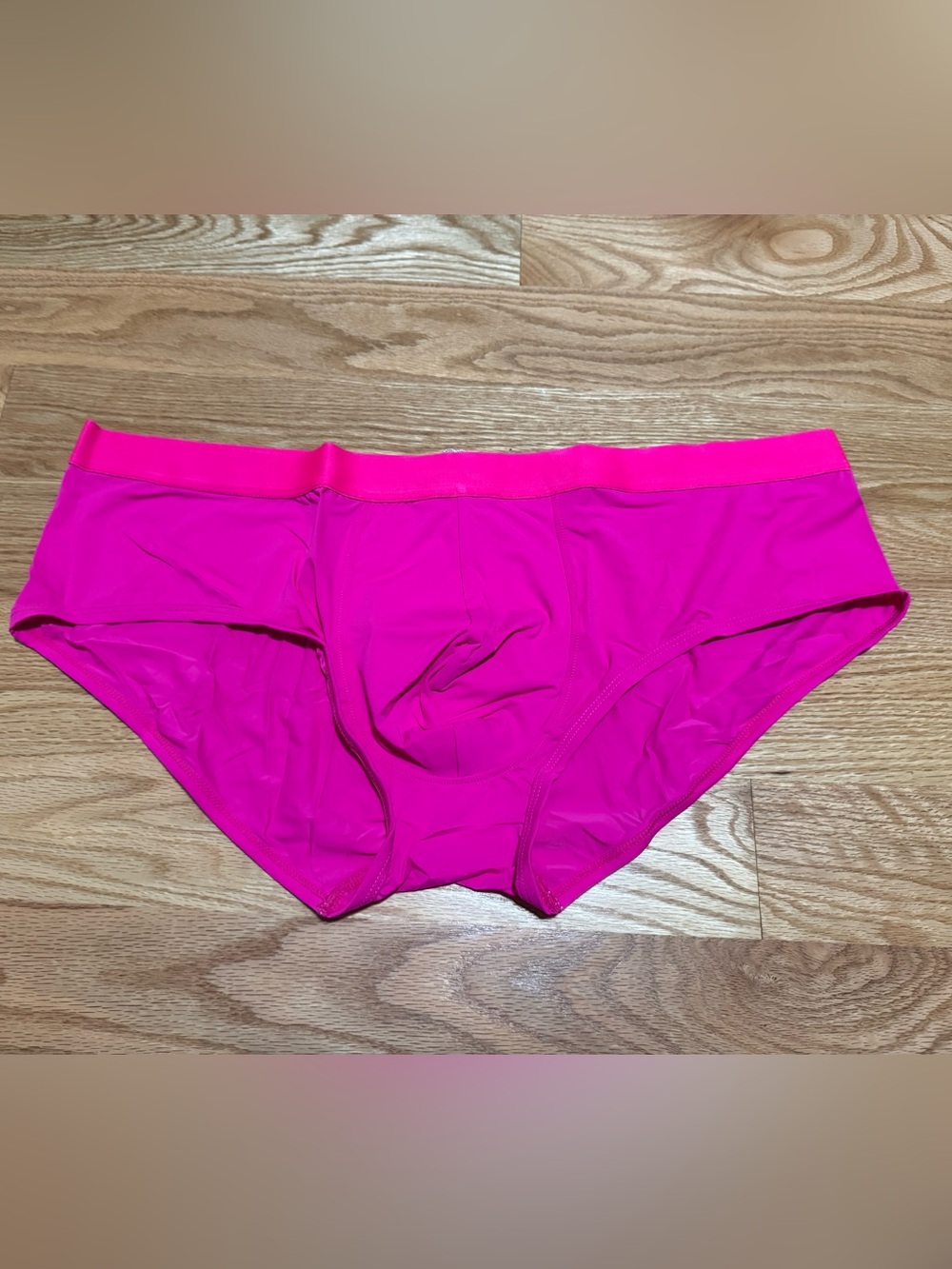 Men's Defiant Hybrid Trunks in Hot Pink